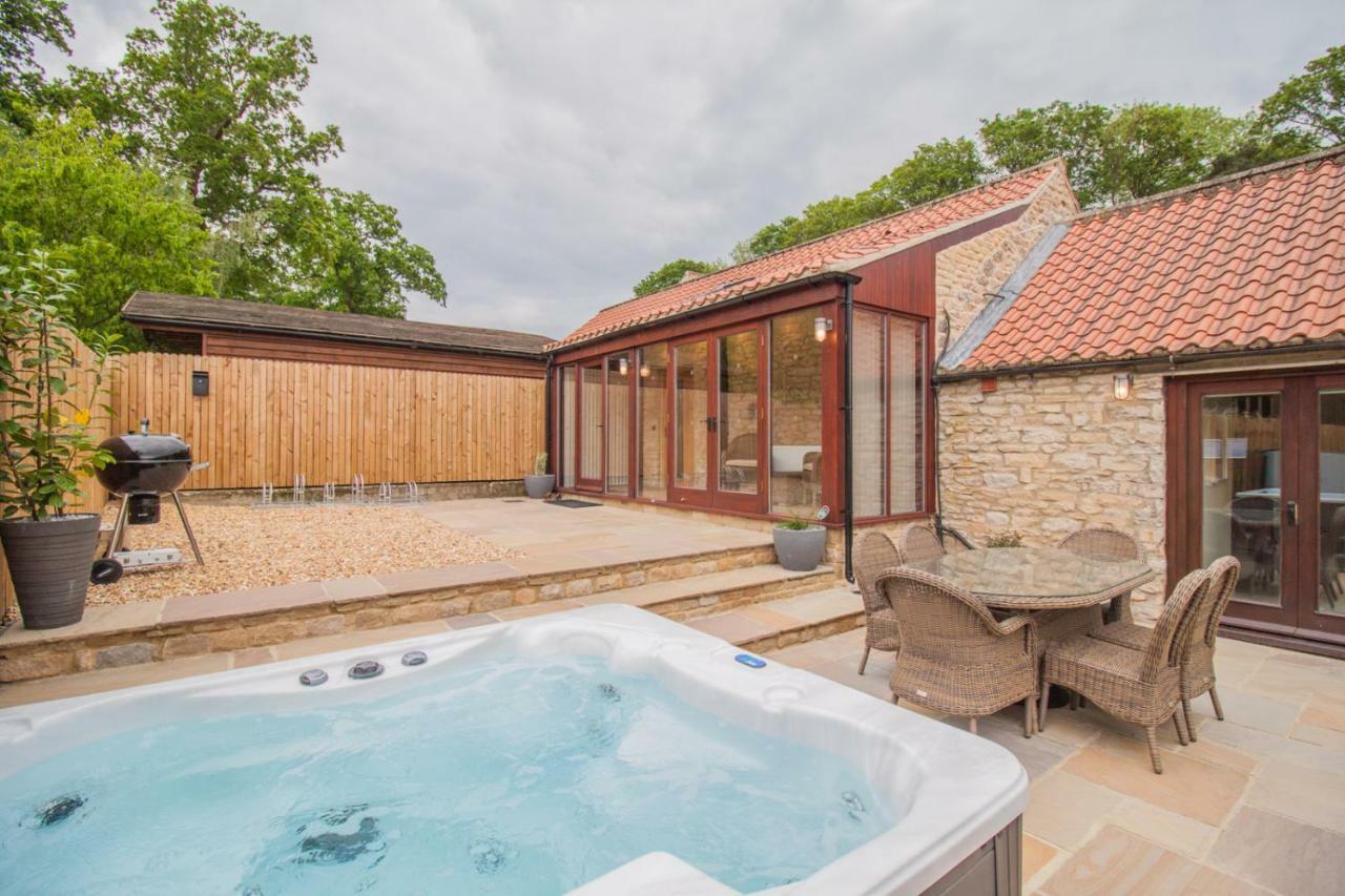 High Oaks Grange - Cottages Pickering Dış mekan fotoğraf