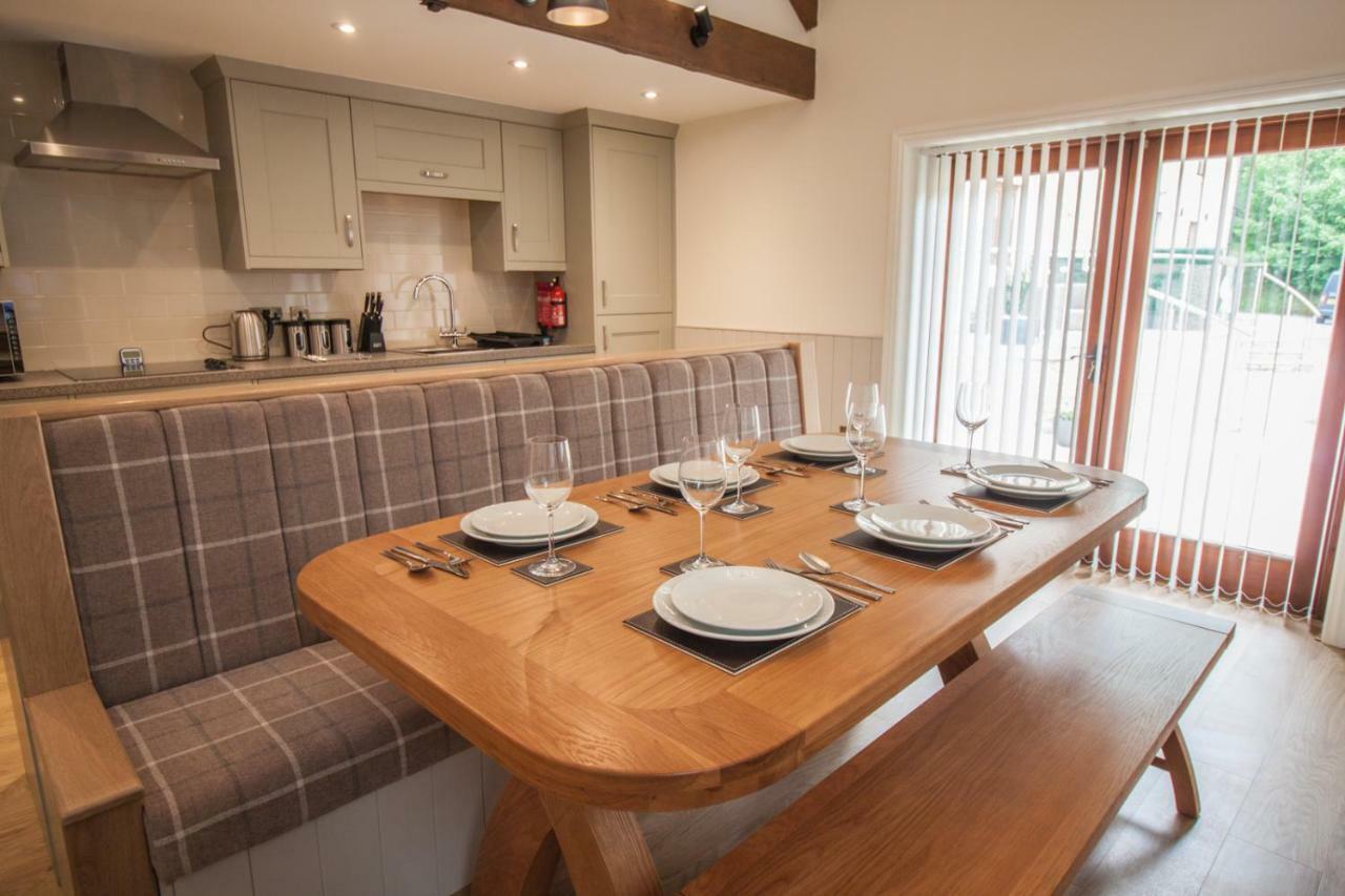 High Oaks Grange - Cottages Pickering Dış mekan fotoğraf