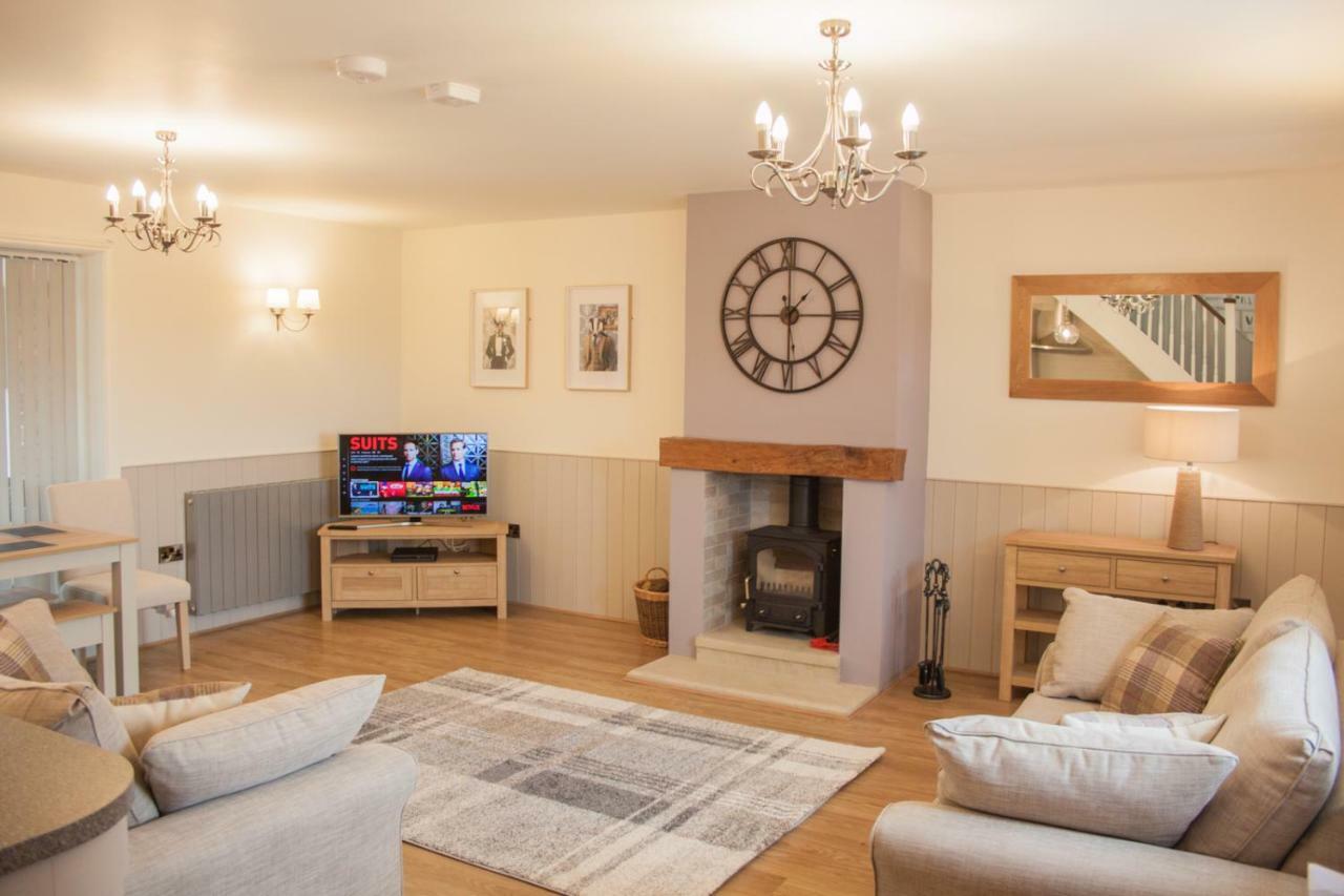 High Oaks Grange - Cottages Pickering Dış mekan fotoğraf